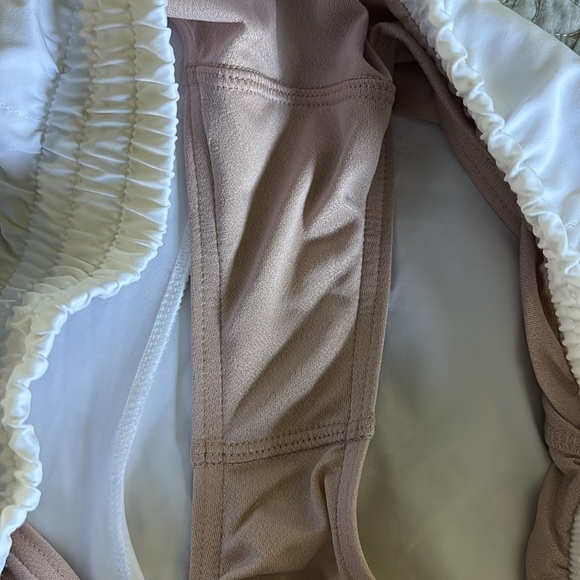 Athleta Women's White Athletic Shorts - Picture 4 of 4